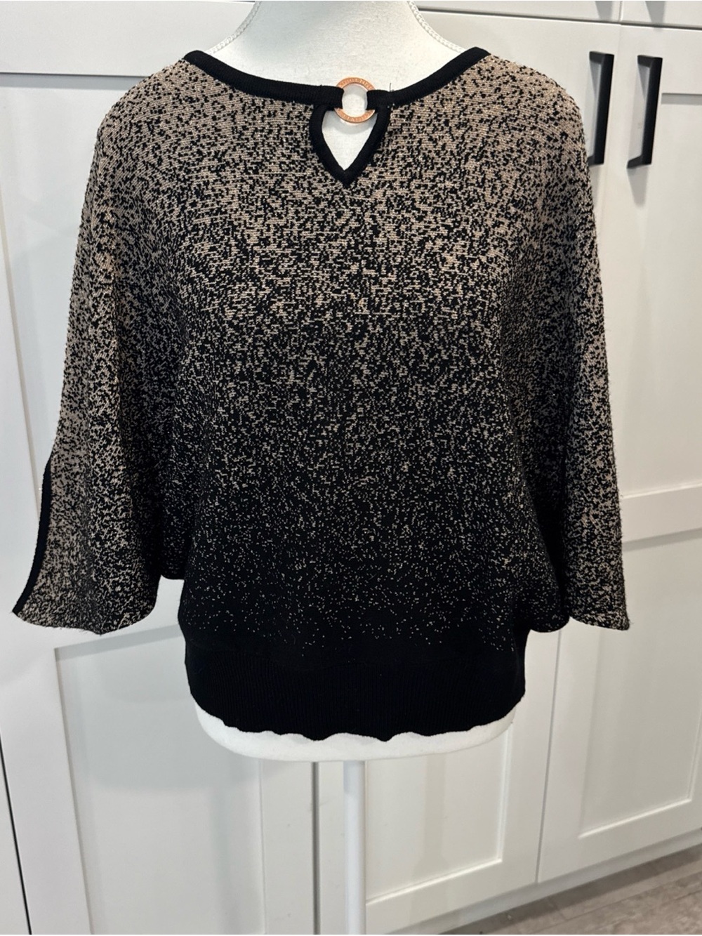 Adrienne Vittadini Beige gold black dolman sleeve glittery sweater M